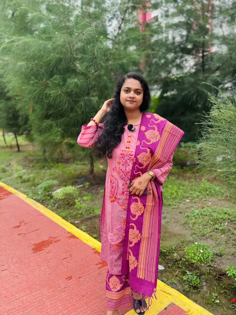 আড়ং ইন্সপায়ারড ফুল স্টিচড কটন ৩-পিস কামিজ সেট