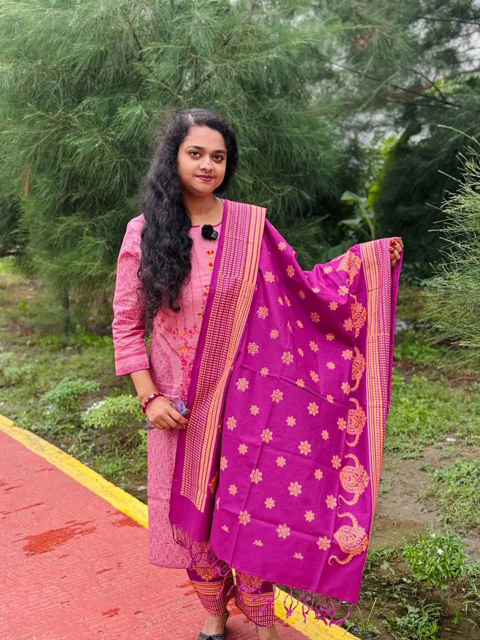 আড়ং ইন্সপায়ারড ফুল স্টিচড কটন ৩-পিস কামিজ সেট