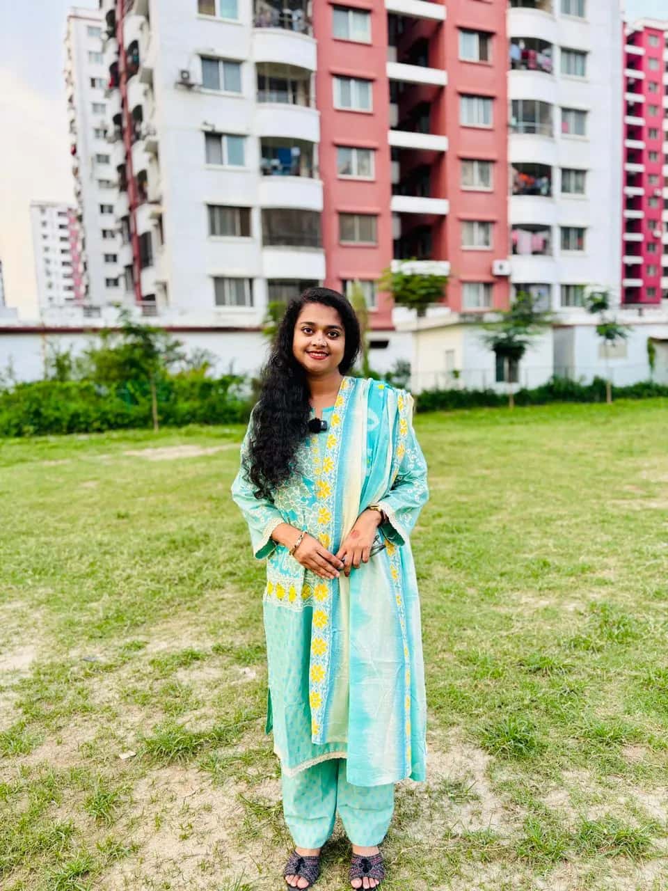 আড়ং ইন্সপায়ারড ফুল স্টিচড কটন এমব্রয়ডারি থ্রি-পিস